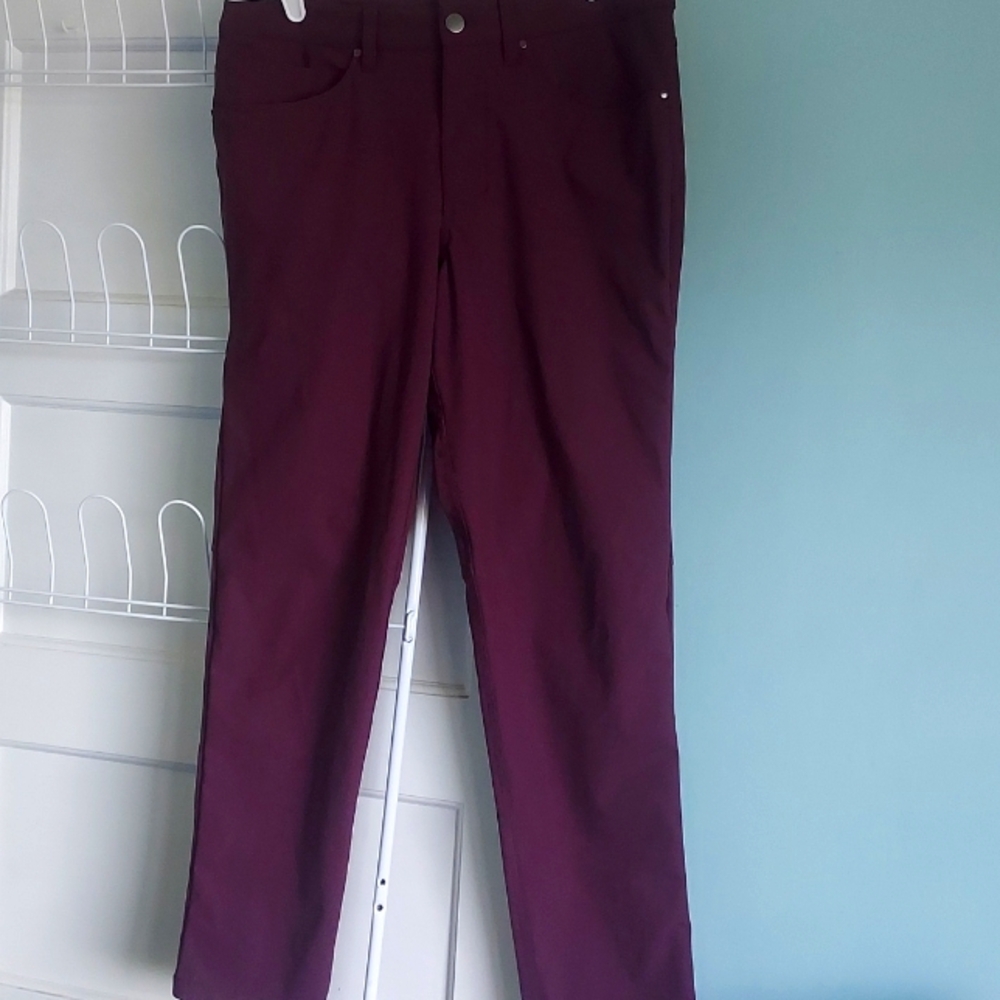 Lululemon Athletica Men’s ABC Pant Slim Size 32 Waist & 28" Inseam Maroon NWOT